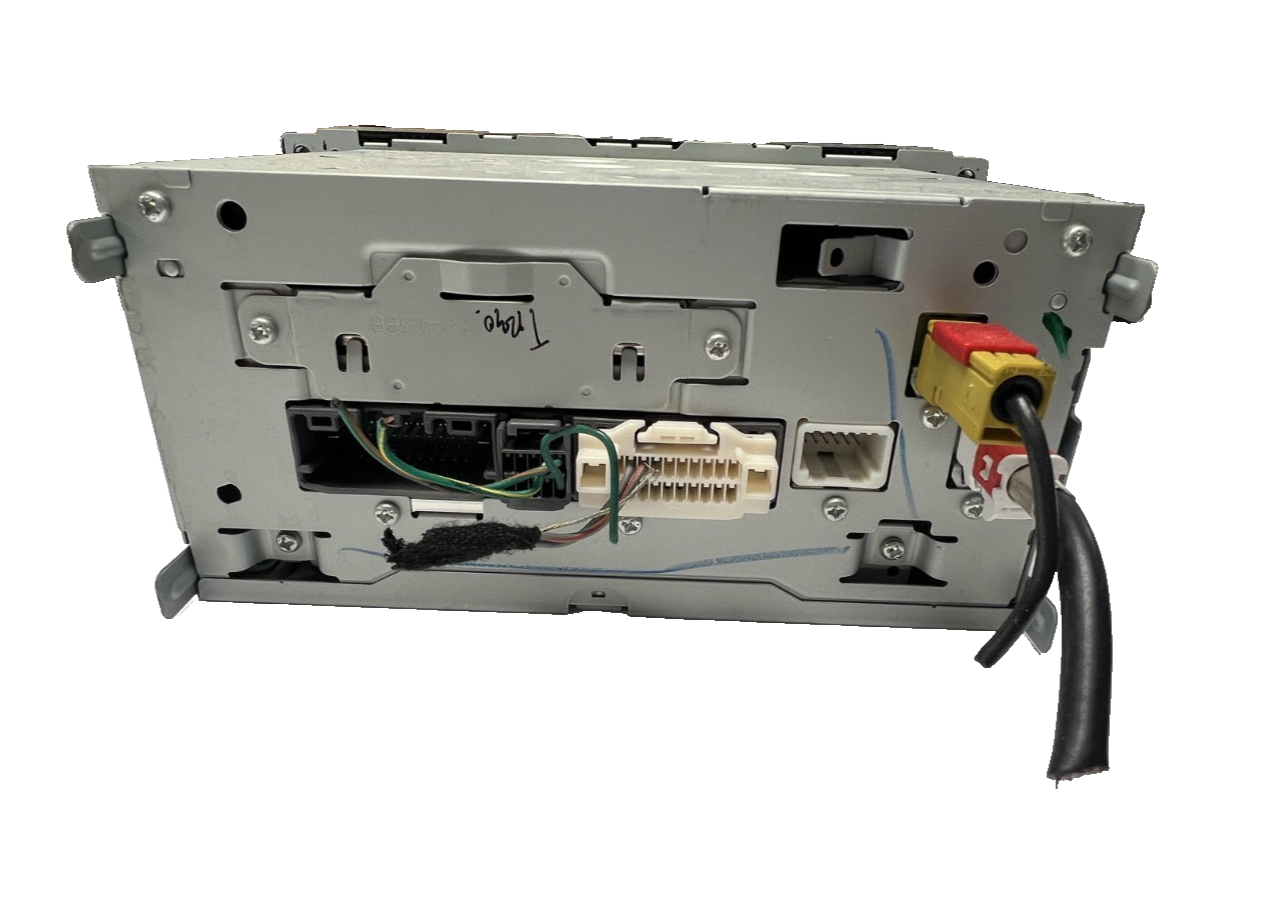 12 13 14 15 16 Caravan Town & Country Satellite Radio Receiver Head 05091201AB