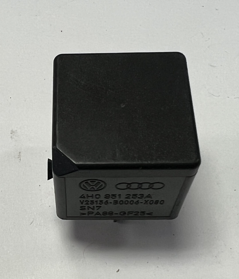 1995-2002 Volkswagen Cabrio Fuel Pump Relay OEM 4H0 951 253A, V23136-B0006-X080