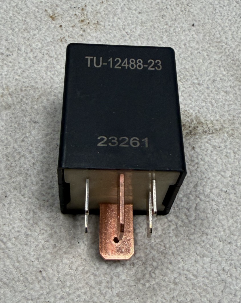 Volkswagen Jetta Golf GTI MK4 Beetle Fuel Pump 7 Pin Relay TU-12488-23 Black
