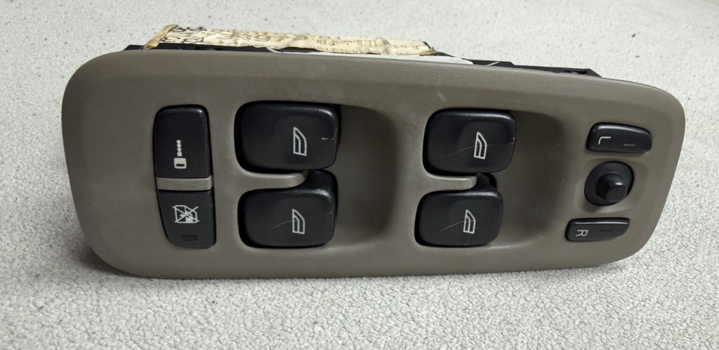 2006 Volvo 80 Series Power Window Master Switch BP2THTVVB1, 1133979 9401804