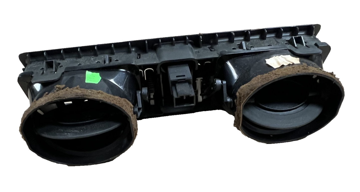 2006 Volvo XC-90 Blac Center Vents