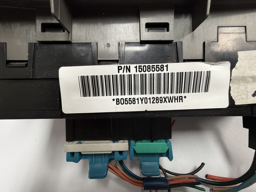 Right Side Power Window Switch 15085581 fits 2002-2005 Chevrolet Trailblazer