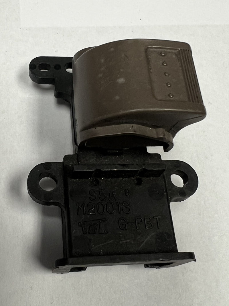 2002-2006 Honda CR-V Rear Right Side Power Door Window Switch OEM M20013
