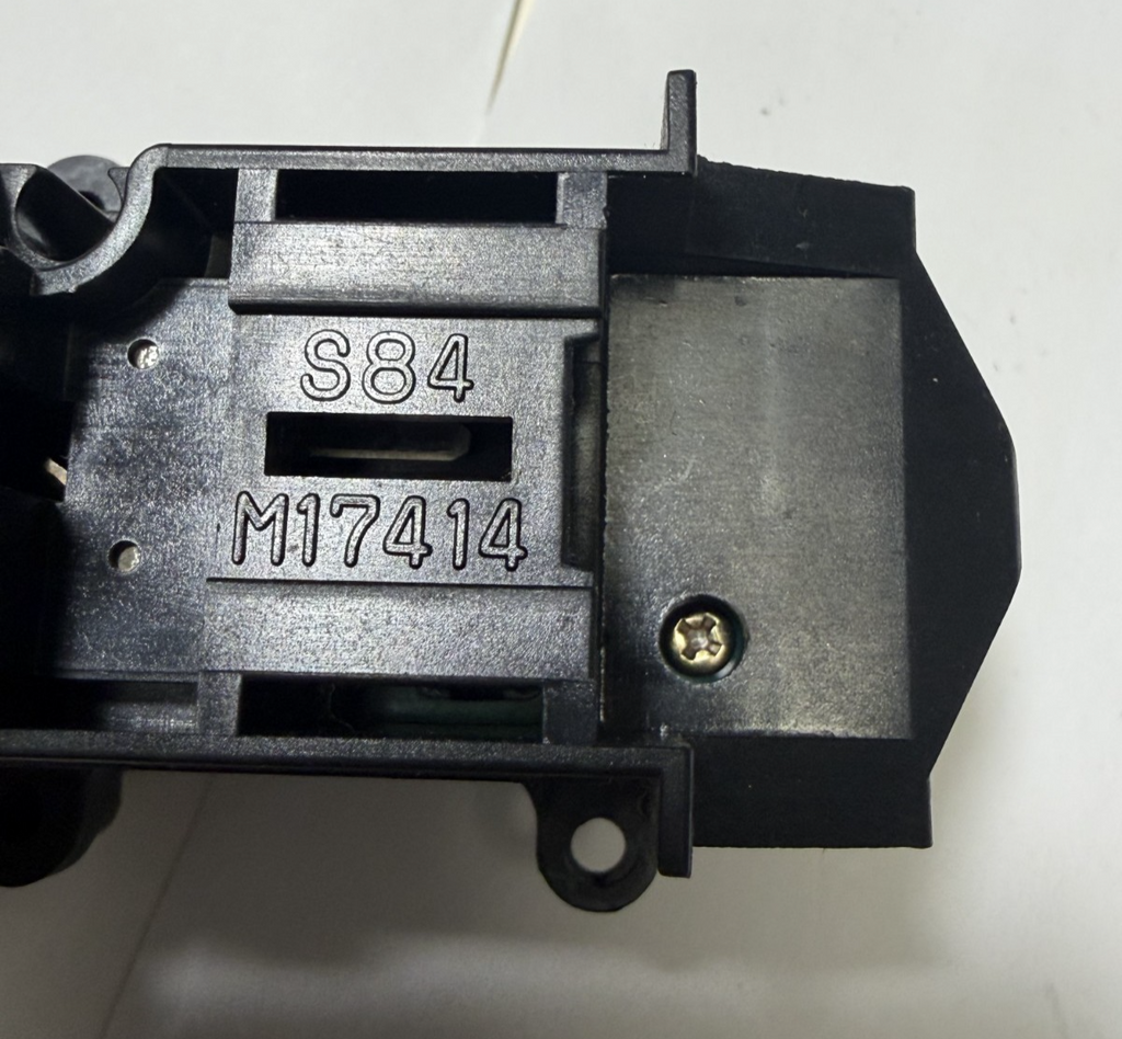 1998-2002 Honda Accord Right Passenger Power Window Switch M17414 Black