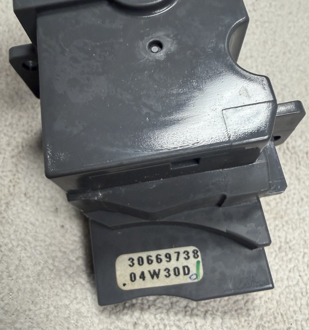 2005-2014 Volvo S60 S80 V70 XC70 XC90 Turn Signal Switch 30669738, 04W30D