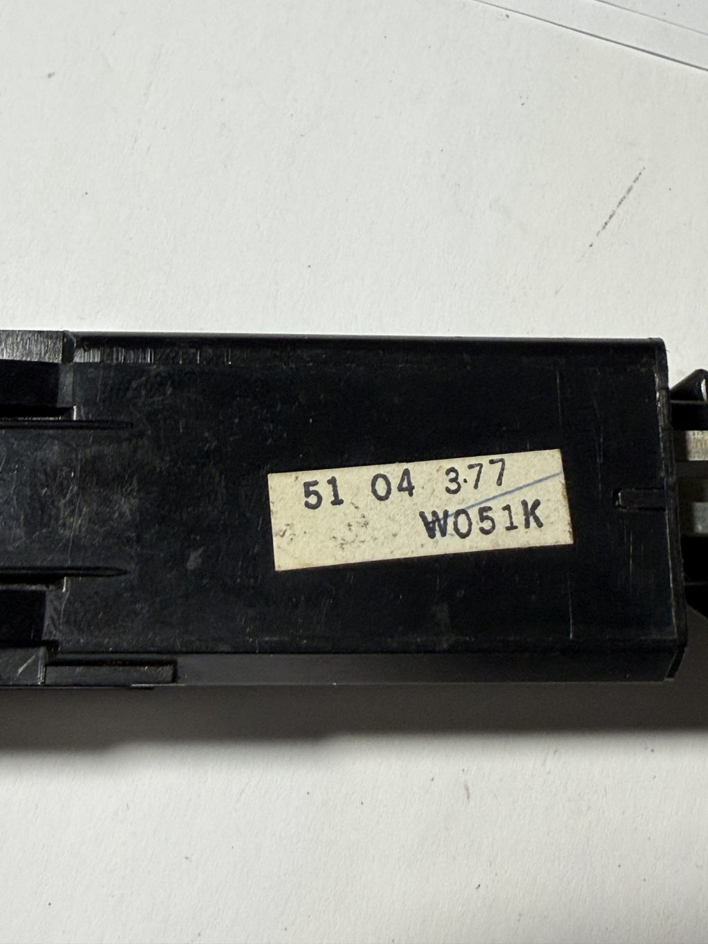 1999 2000 2001 2002 2003 2004 2005 Saab 9-5 Heated Seat Switch 51 04 377, W051K