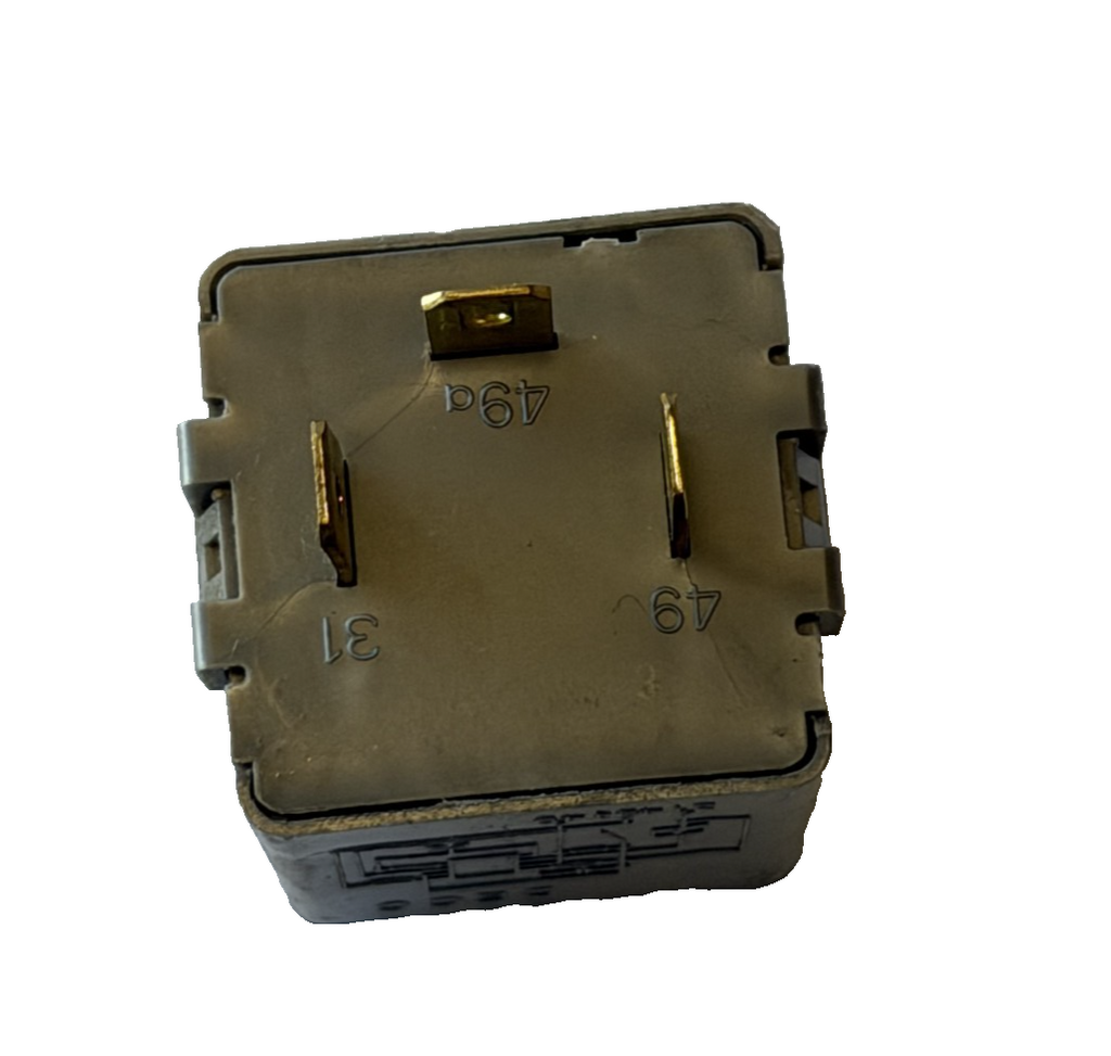 2004 2005 2006 2007 2008 Chevrolet Aveo Turn Signal Flasher Relay 12V 96312546 by Deco