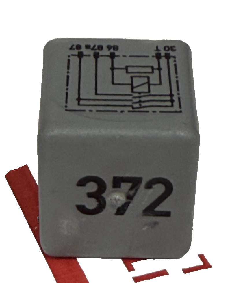 98-00 Volkswagen Passat GLS Accessory Fuel Pump Relay 4D0 951 253, 89 9309 000