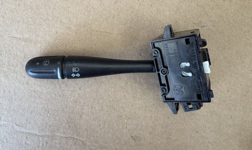 2001-2007 Dodge Caravan Turn Signal Wiper Control Switch 04685711AA 23199