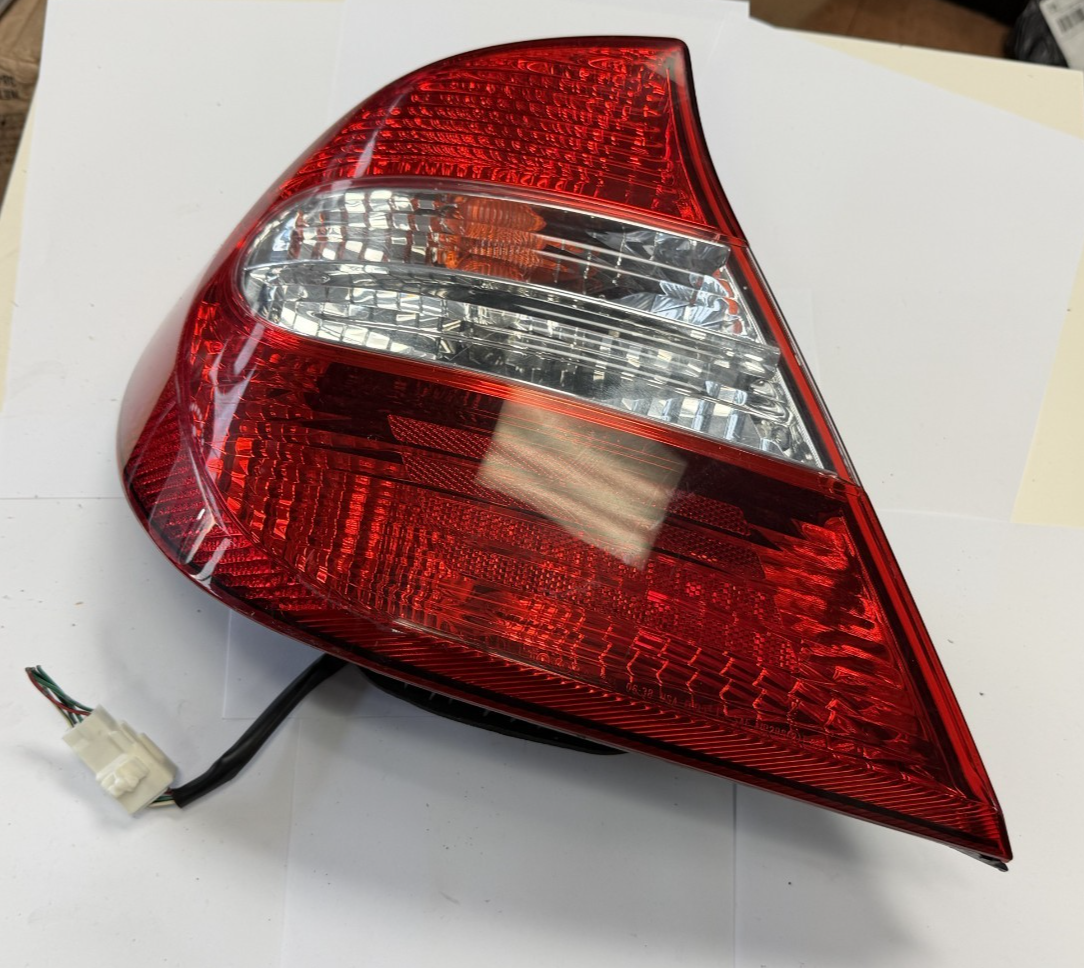 2002 2003 2004 Toyota Camry Rear Driver Left LH Tail Light Taillight Red by Toyota