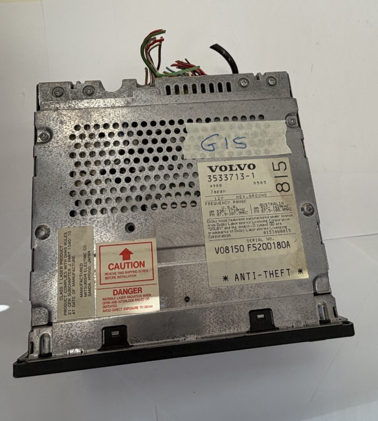 1996 1997 Volvo 960 CD Cassette Radio Receiver 12V 3533713 1, SC-815 Black