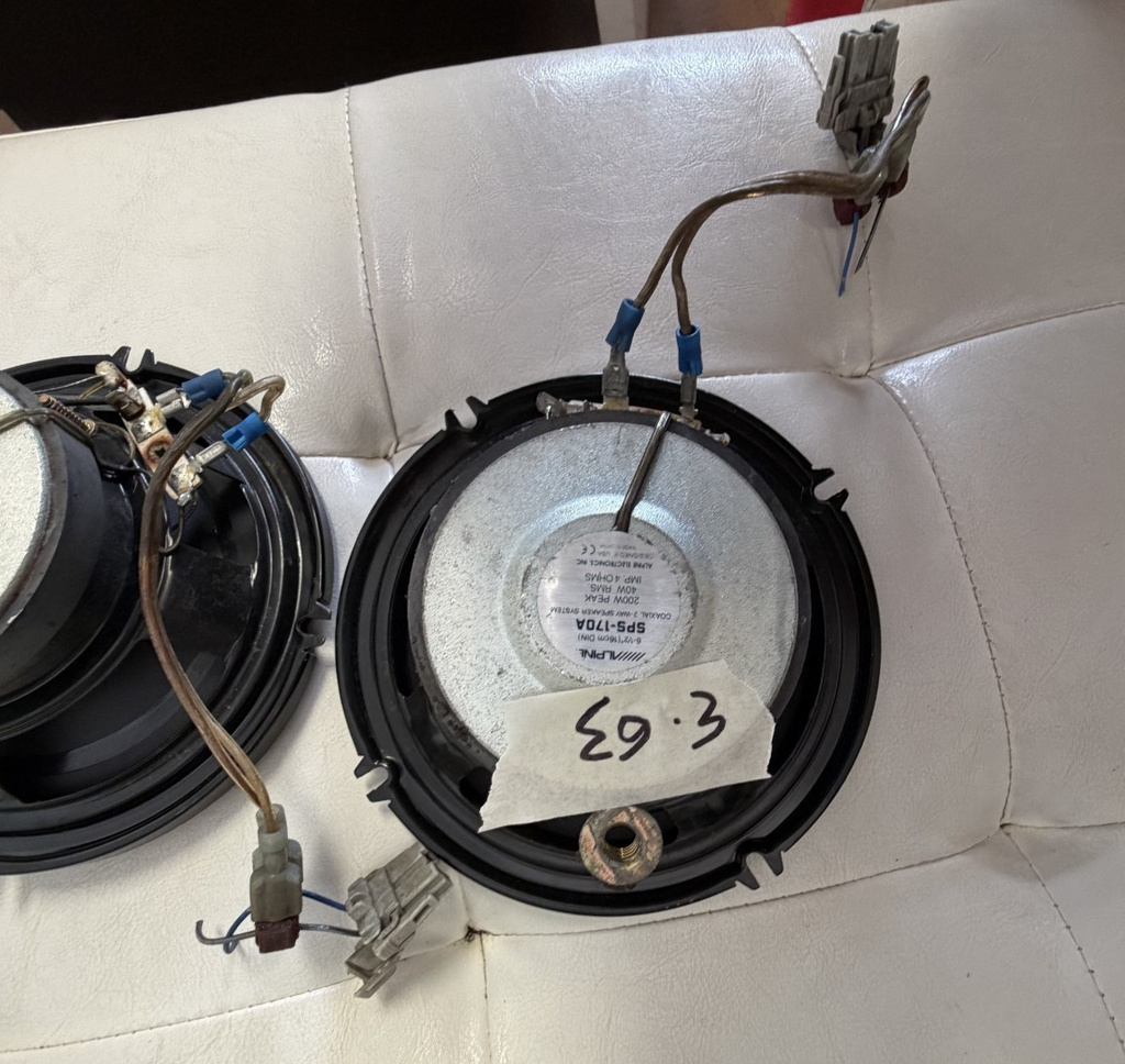Alpine 6.5” Car Audio Coaxial 2-Way Speaker System 4 OHMS SPS-170A