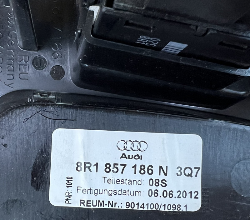 2009-2014 Audi Q5 Center Dash Radio Bezel with Hazard Switch 8R1 857 186 N 3Q7