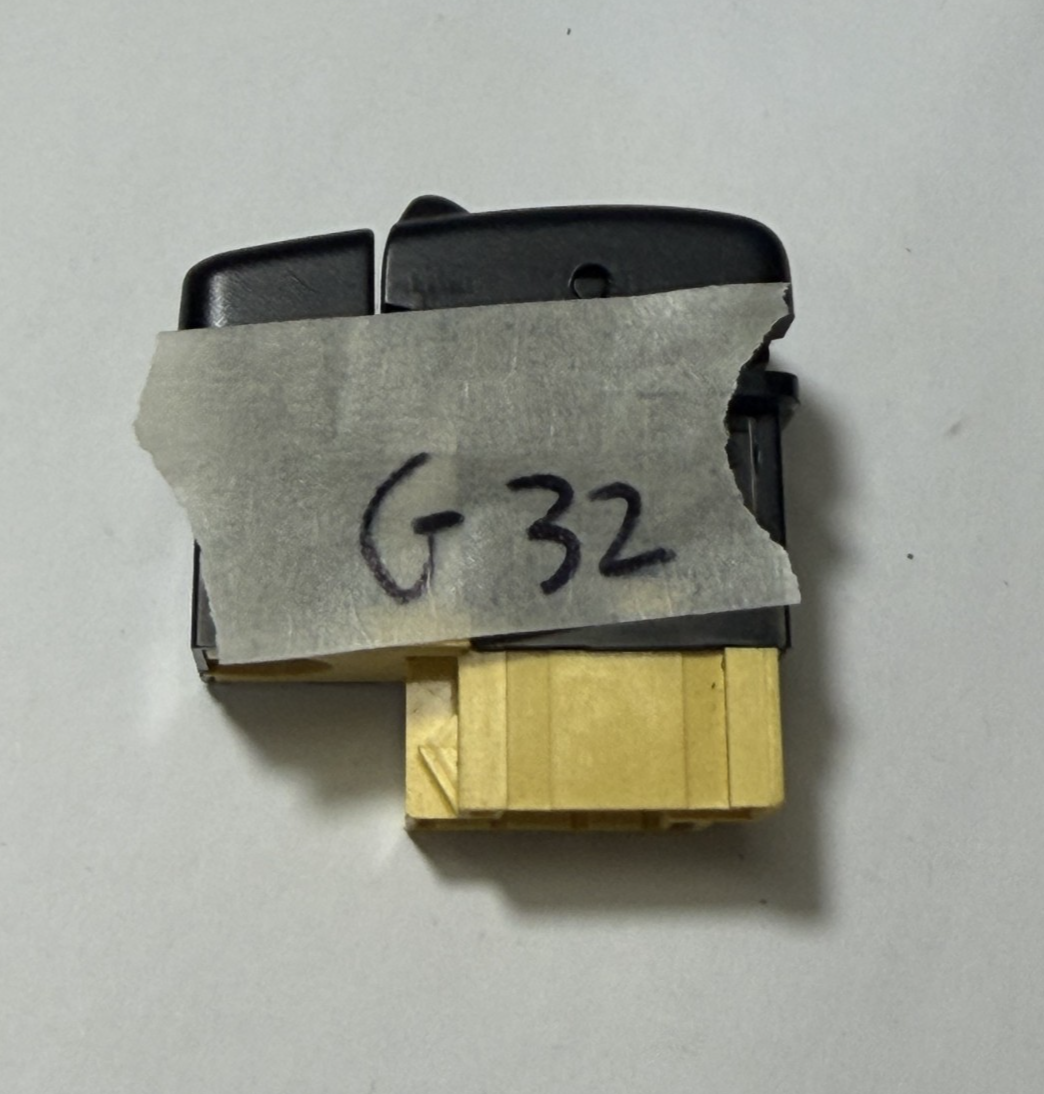 Sun Roof Control Switch Button 9128266 fits 1994-1998 Volvo 940 960 V90