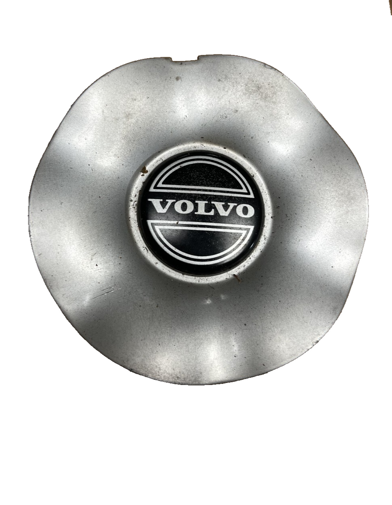 1993 1994 1995 1996 1997 Volvo 850 Wheel Center Hub Cap OEM 9140405