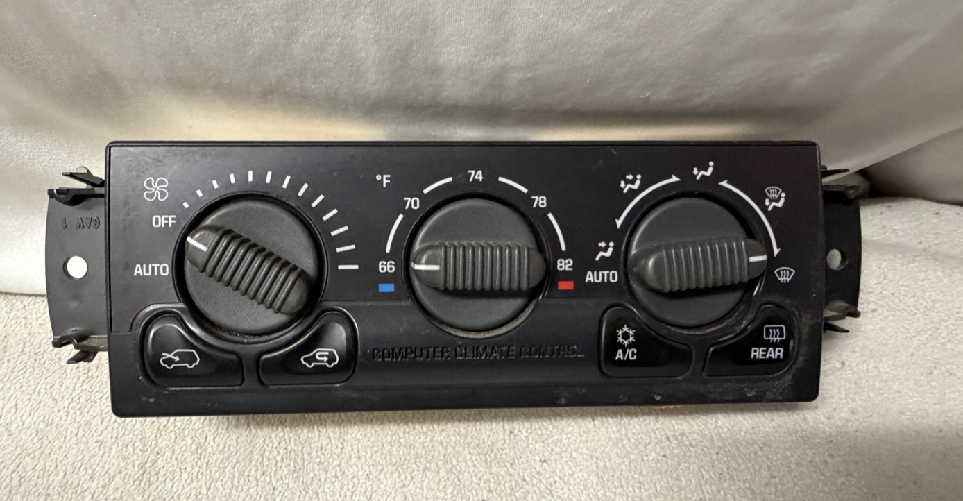 AC Temperature Heater Climate Control 15060162 fits 00 01 02 Chevrolet Tahoe