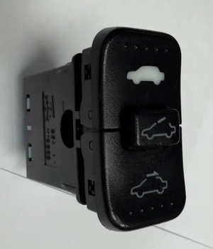 2003-2007 Honda CR-V CRV Sun Roof Moonroof Sunroof Switch Button M19833