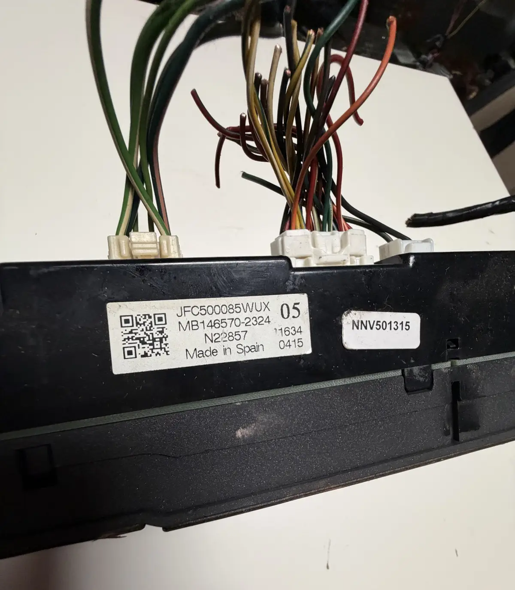 2005-2007 Land Rover LR3 Front Heater AC Temperature Control with Heated Seat by Land Rover