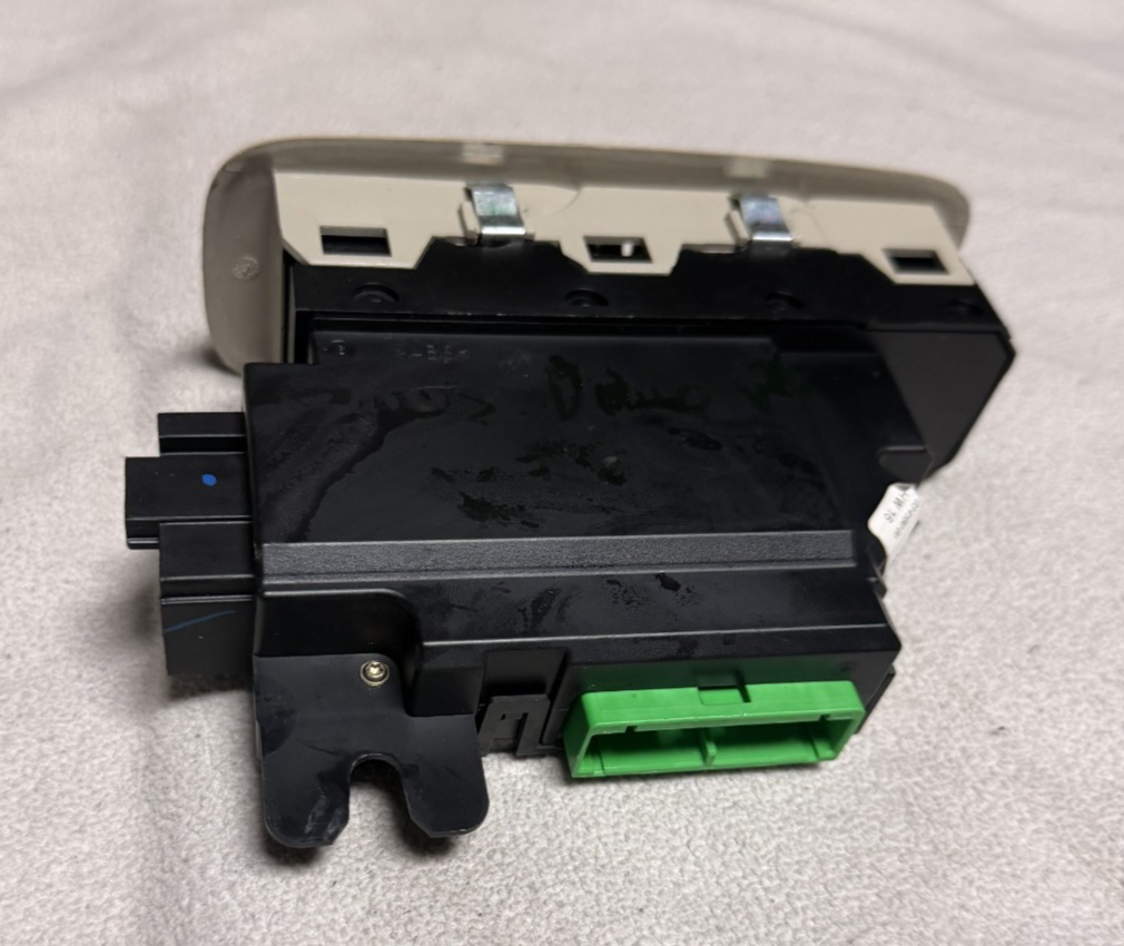 2005 2006 Volvo S60 V70 Left LH Driver Master Window Switch 30 73 28 16