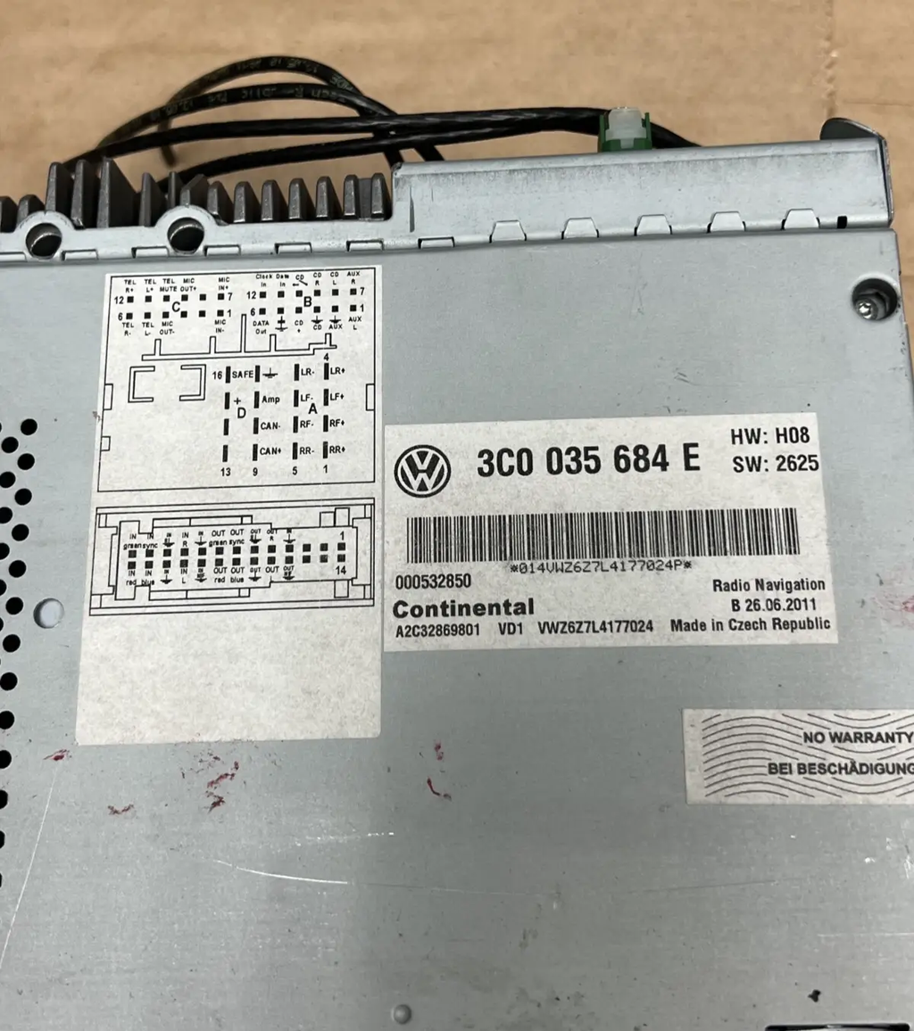 2010-2015 Volkswagen Jetta Navigation Screen Radio CD Player OEM 3C0 035 684 E by Volkswagen