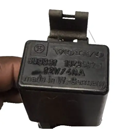 Volvo 240 740 760 940 4 Pin Fuel Pump Radio Suppression Relay 899931 1323592-1 by Volvo
