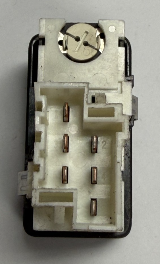 1998-2000 Volvo S70 Sun Roof Sunroof Switch Button 9162950, 99W18K Black