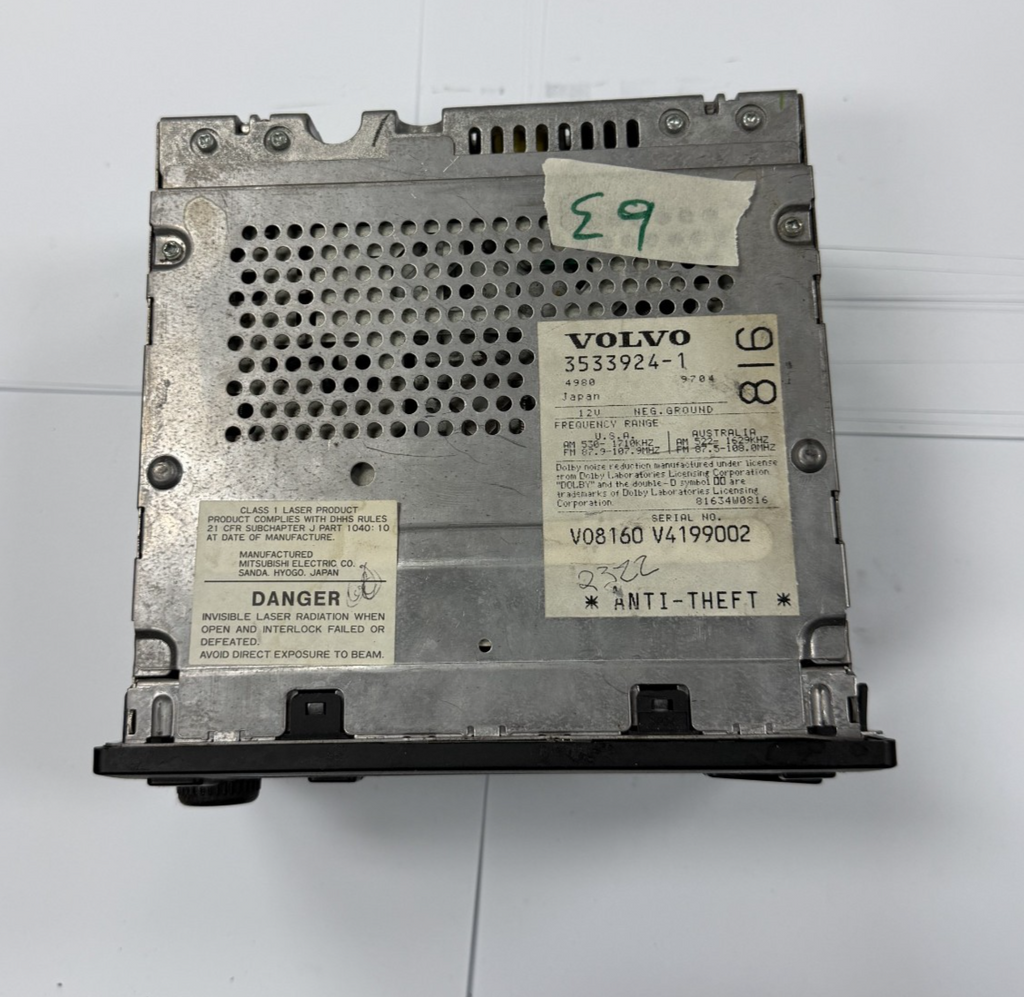1993-2000 Volvo S90 AM FM Cassette Radio Tuner CD Tape Receiver 3533924-1