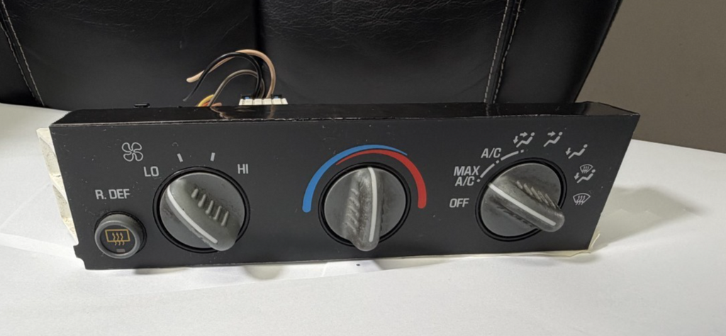 2002 Chevrolet Astro Van AC Heater Temperature Climate Control Switch 16238435