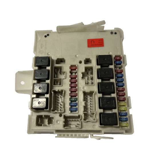 2006-2010 Nissan Titan Armada Infiniti QX56 Engine Relay Fuse Box 284B6ZE00C