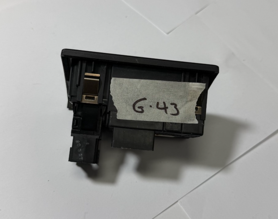 Dash Digital Clock with Emergency Switch fits 2001-2002 01 02 Honda Accord