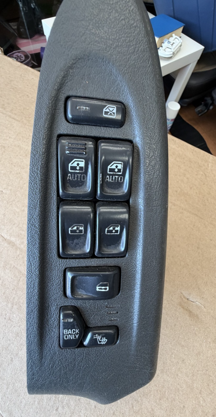 Master Window with Heated Seat Switch 15096224 fits 02-05 Chevy Trailblazer