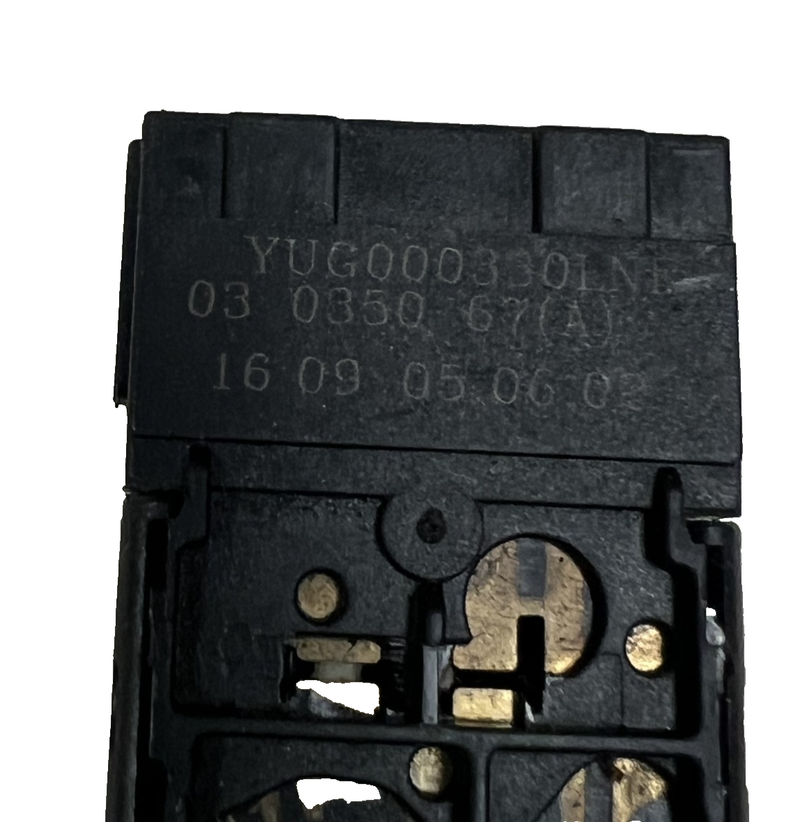1997-2005 Land Rover Freelander Rear Defrost Defroster Switch OEM YUG000330LNF