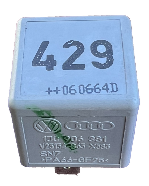 ECU Main Power Supply 1J0 906 381 fits 1998-2005 VW Passat Audi A6 Beetle