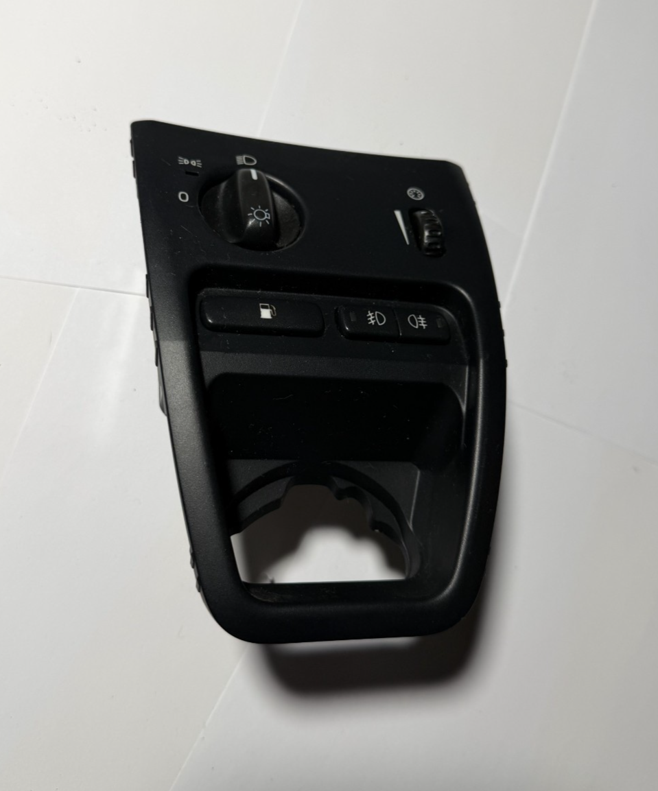 2003-2014 Volvo XC90 Headlight Head Light Fuel Control Switch 30739318
