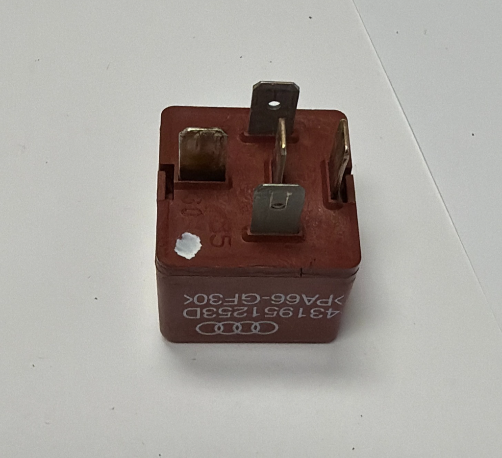 84 85 86 87 88 Porsche 944 924S Sunroof Sun Roof Relay 431951253D Brown