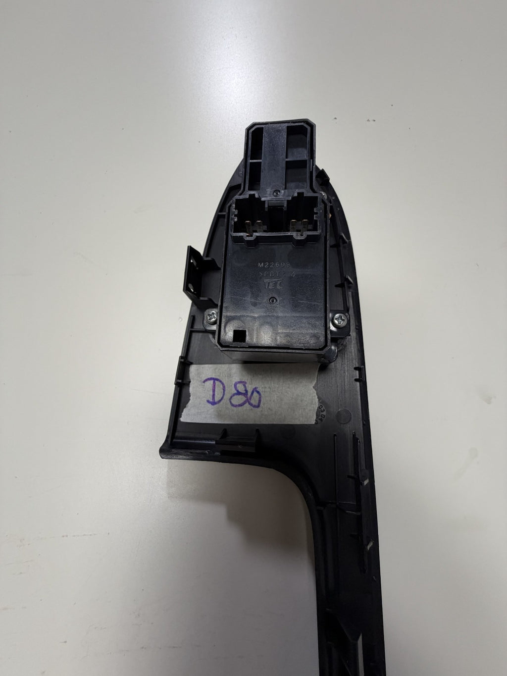 2003 2004 Honda Accord Power Window Switch Right RH Passenger Side M22699