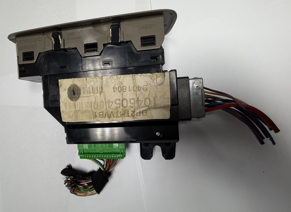 Master Power Window Switch 9401804, 30658146 fits 2005-2006 Volvo XC90 S80