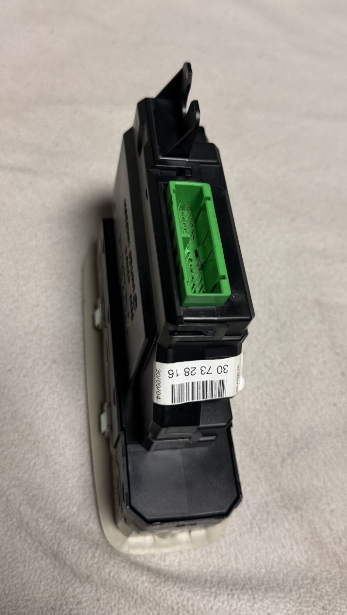 2005 2006 Volvo S60 V70 Left LH Driver Master Window Switch 30 73 28 16
