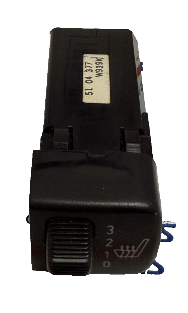 1999 2000 2001 2002 2003 2004 2005 Saab 9-5 Heated Seat Switch 51 04 377, W939K