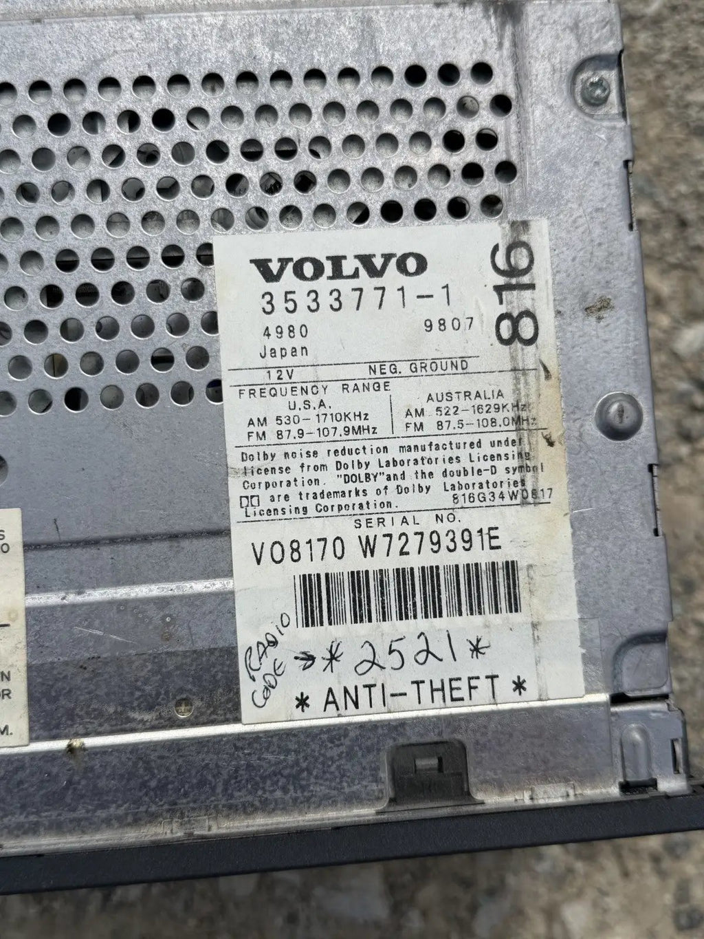 97 98 99 00 01 02 03 04 Volvo 850 S70 Radio Stereo AM FM CD Player 3533771 by Volvo