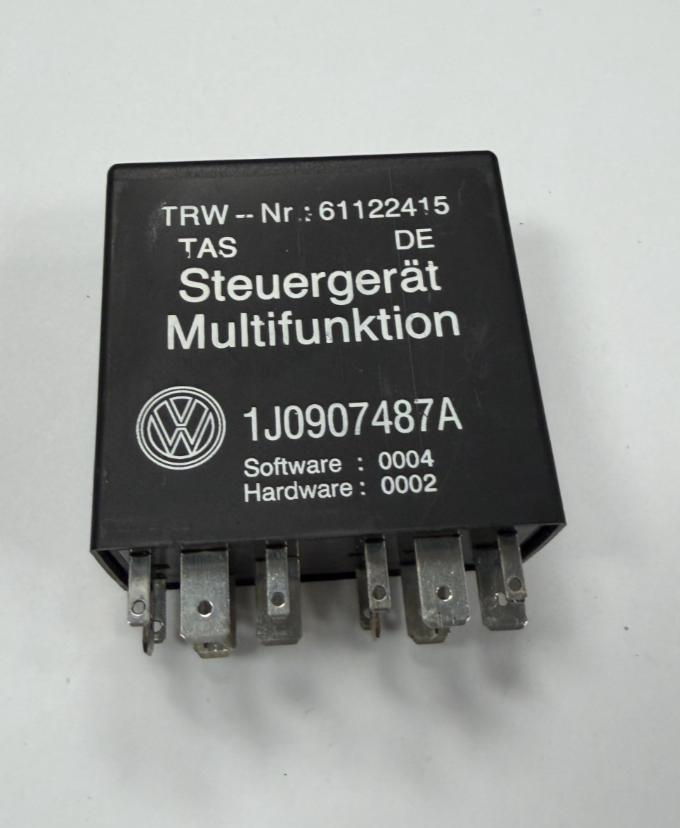 99-05 Volkswagen Jetta Passat Multifunction Steering Relay 1J0907487A