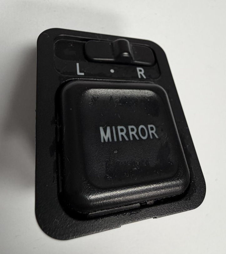 2003-2008 Honda Pilot Power Wing Mirror Switch Left LH Driver S9V A010 M1