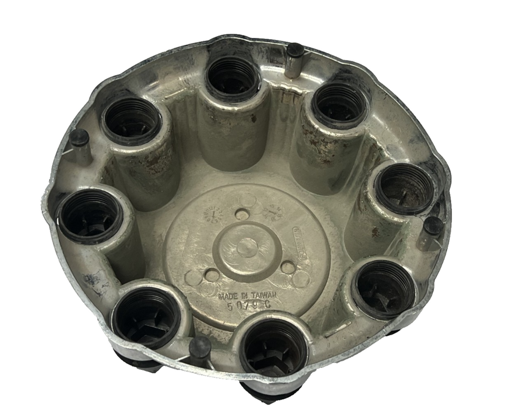 1999-2010 Chevrolet Silverado Sierra Center Wheel Hub Cap Hubcap 5079C