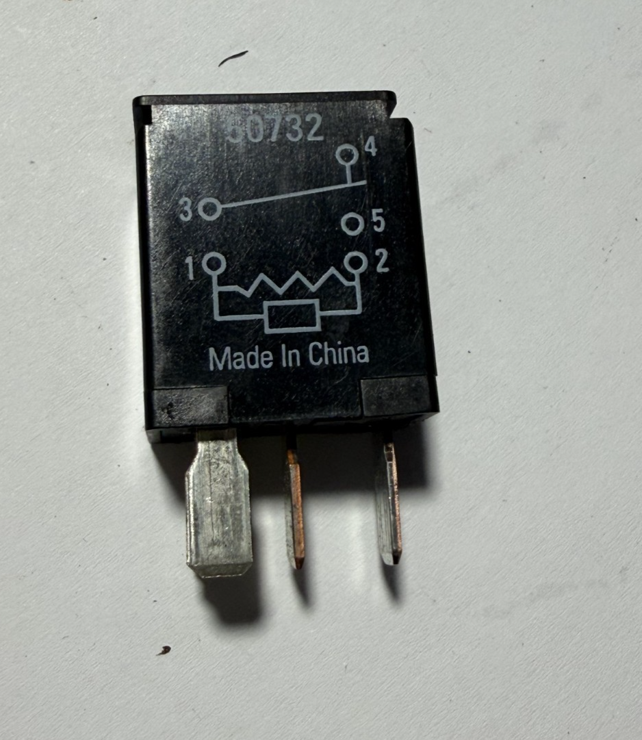 Multifunctional Relay 04608650AB Black for Chrysler Jeep Dodge
