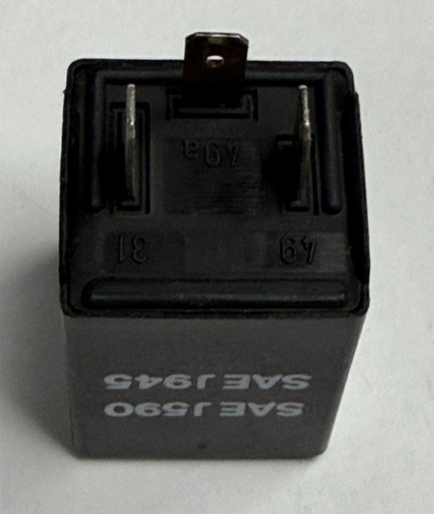 1999-2004 Triumph Sprint RS 955i Indicator Flasher Relay 12V 4DB 003750 31