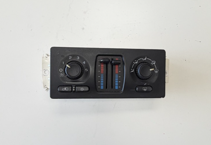 AC Heater Climate Temperature Control 15220318 fits 03-06 Chevrolet Silverado