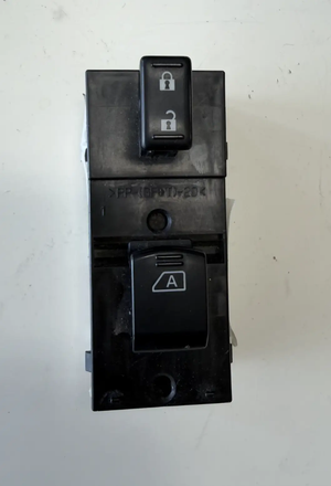 2004-2009 Nissan Quest Front Right Passenger Window Door Lock Switch Black