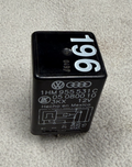 1993-1999 Volkswagen VW Jetta Intermittent Wiper Relay #196 1HM 955 531 C Black