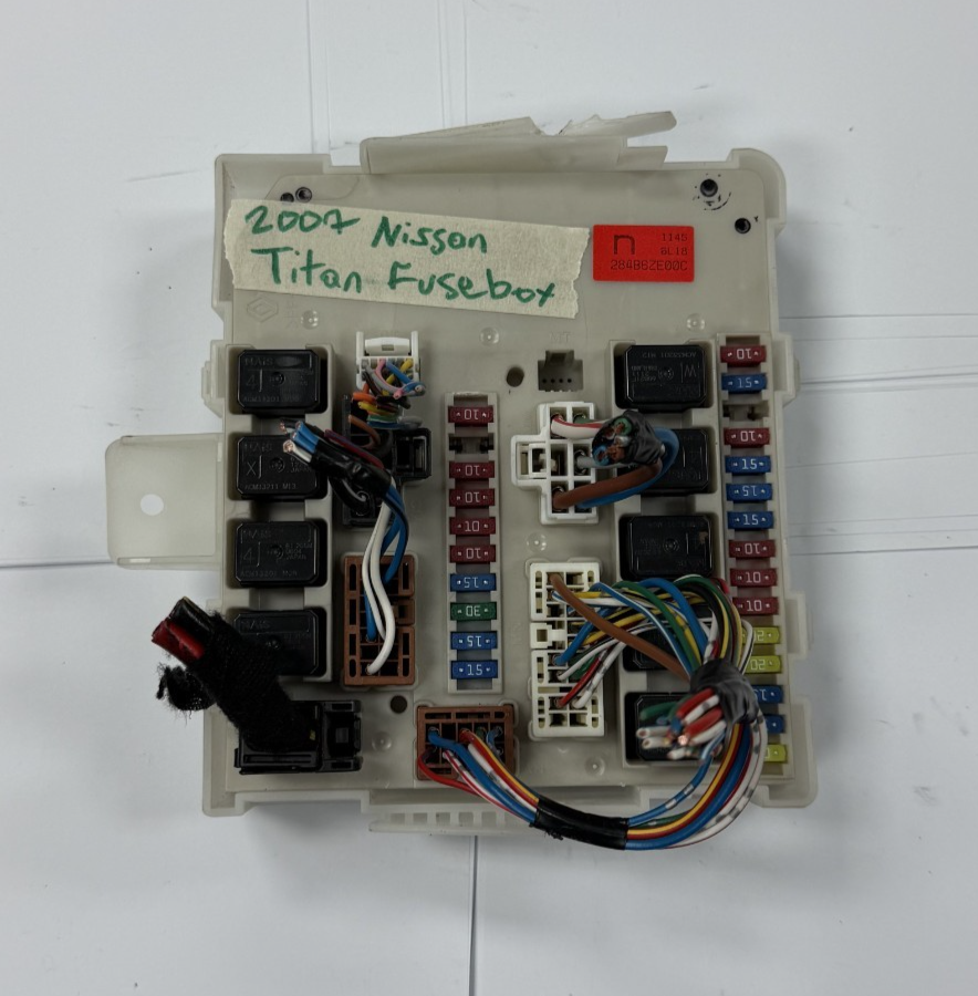 2006 2007 2008 2009 2010 Nissan Titan Engine Relay Fuse Box 284B6ZE00C
