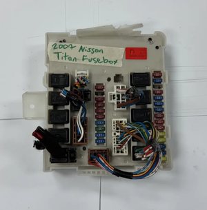 Nissan Titan Engine Relay Fuse Box 2006 2007 2008 2009 2010 284B6ZE00C